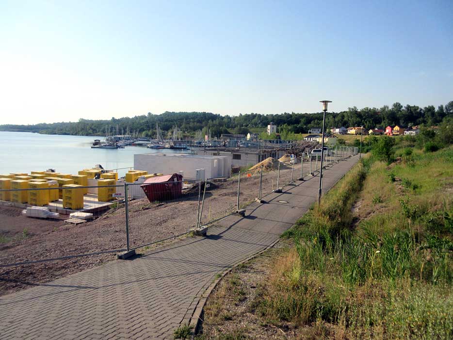 Ferienhaus direkt am Ufer der Marina Mücheln am Geiseltalsee